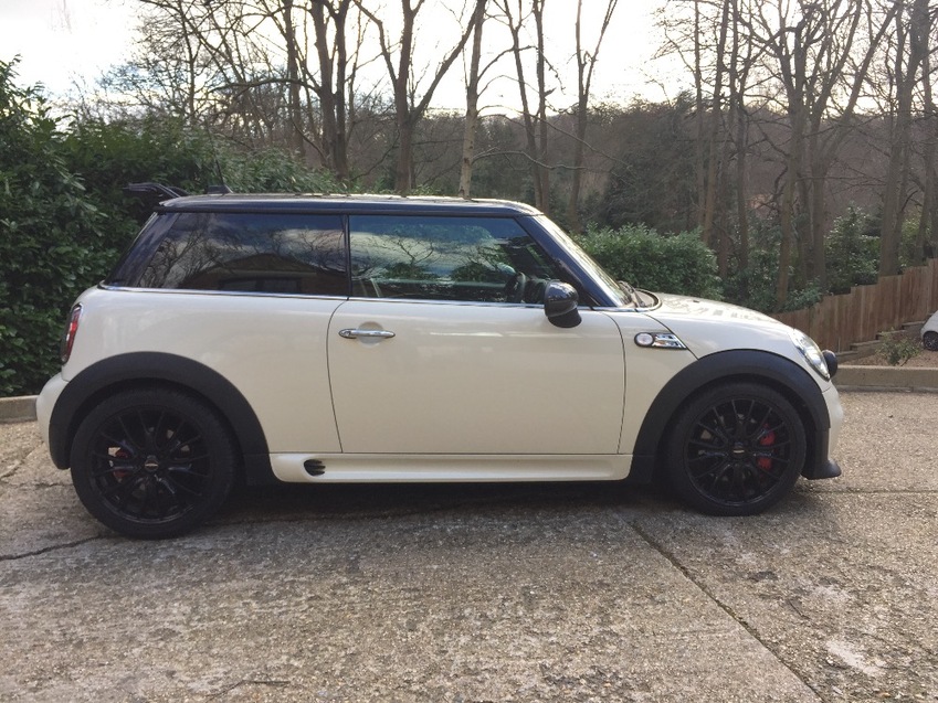 View MINI HATCH COOPER S John Cooper Works