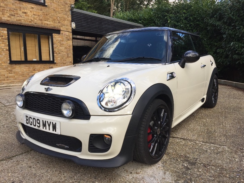 View MINI HATCH COOPER S John Cooper Works