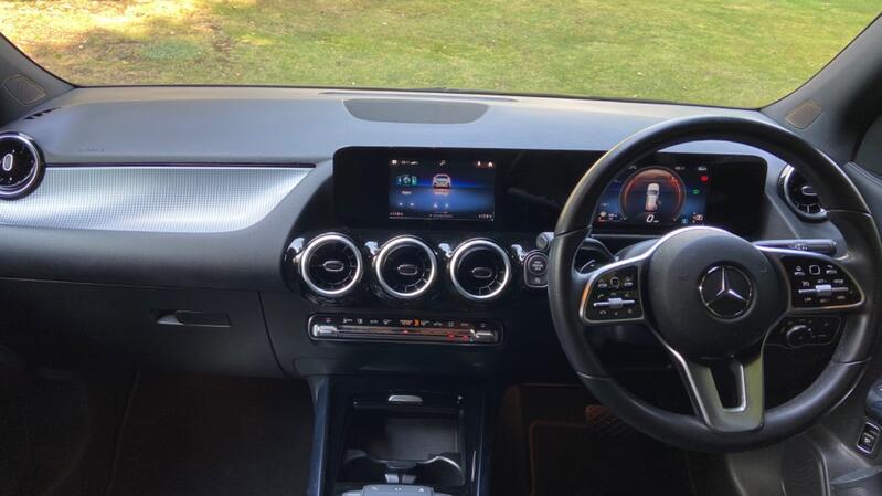 MERCEDES-BENZ GLA CLASS