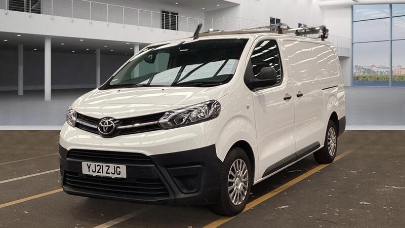 View TOYOTA PROACE 2.0 D Icon