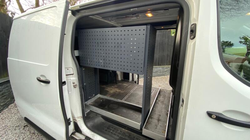 TOYOTA PROACE