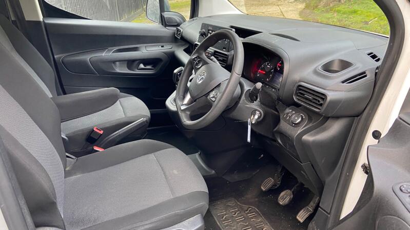 VAUXHALL COMBO