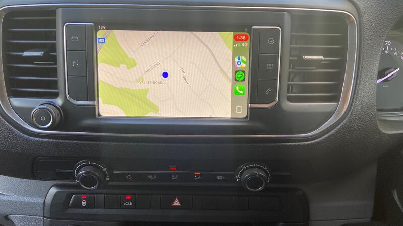 VAUXHALL VIVARO