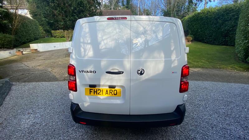 VAUXHALL VIVARO