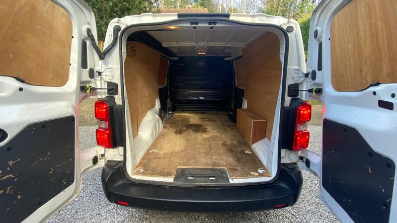 VAUXHALL VIVARO