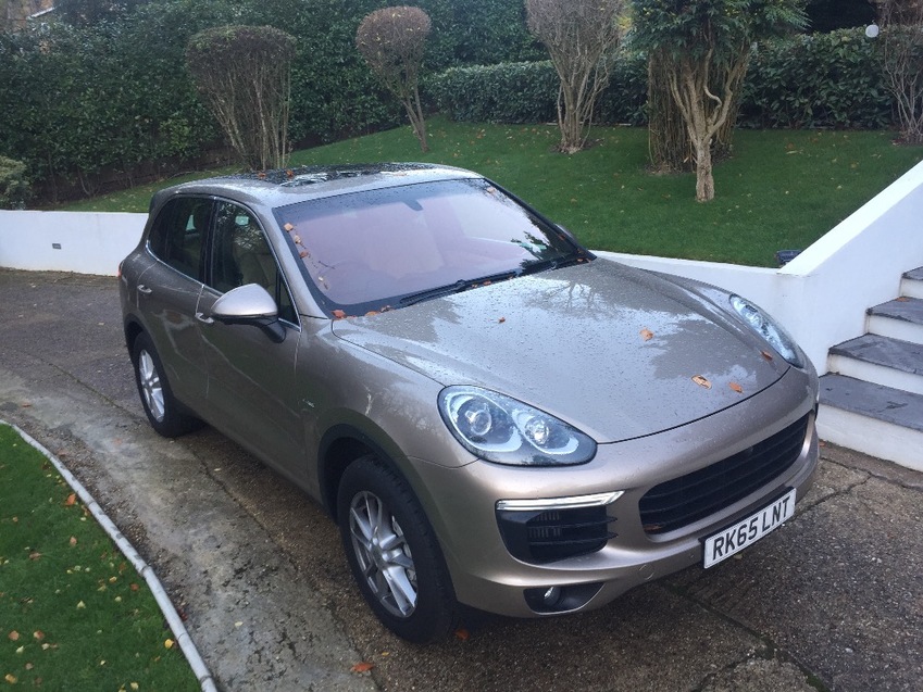 PORSCHE CAYENNE