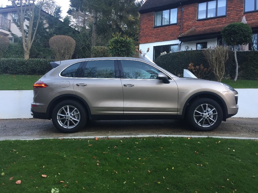 PORSCHE CAYENNE