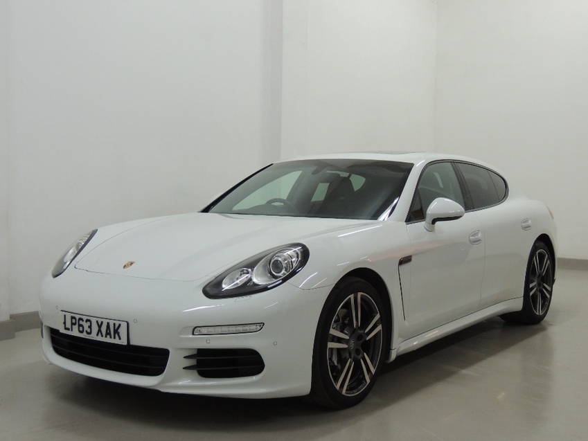 View PORSCHE PANAMERA 3.0 V6  d Triptronic S