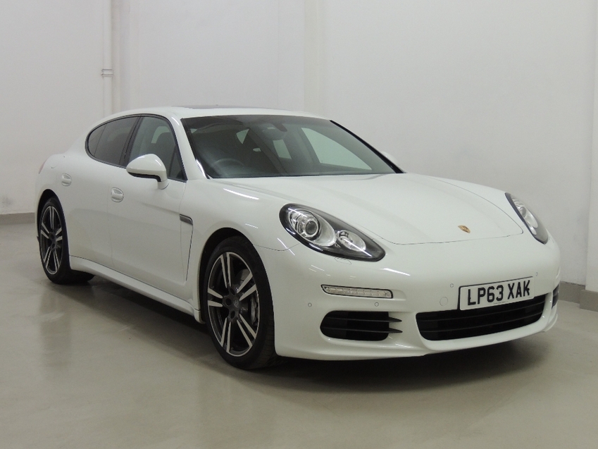 View PORSCHE PANAMERA 3.0 V6  d Triptronic S