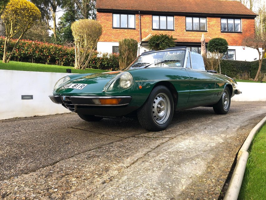 View ALFA ROMEO SPIDER 2000 Veloce