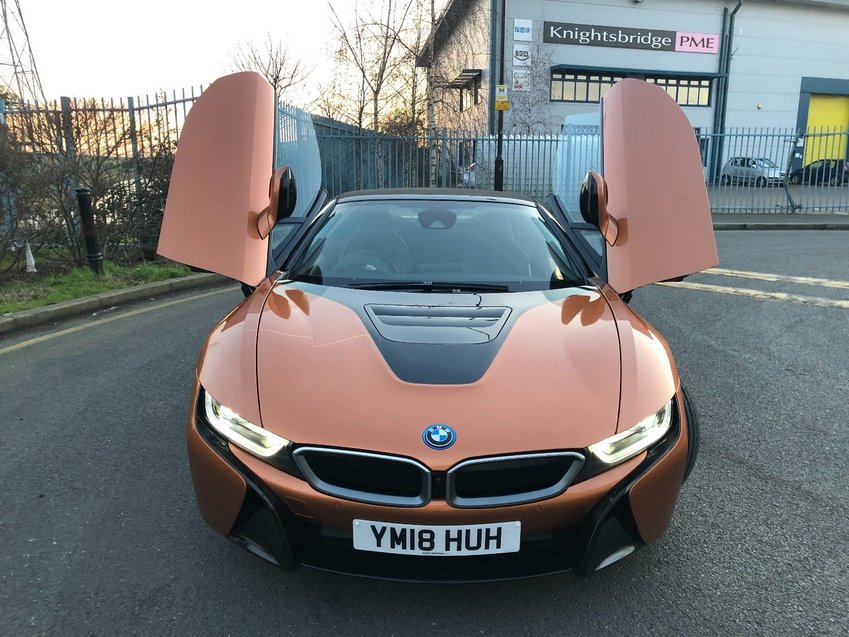 BMW I8