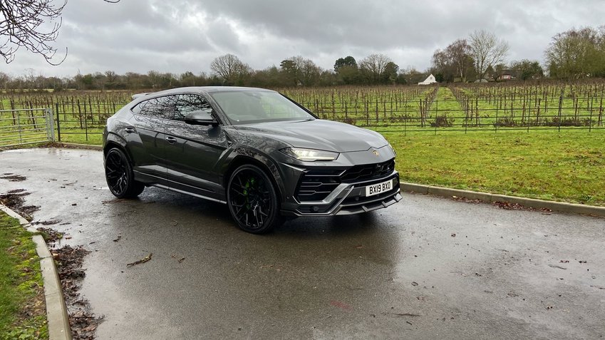 View LAMBORGHINI URUS V 4.0 AUTOMATIC PETROL NERO