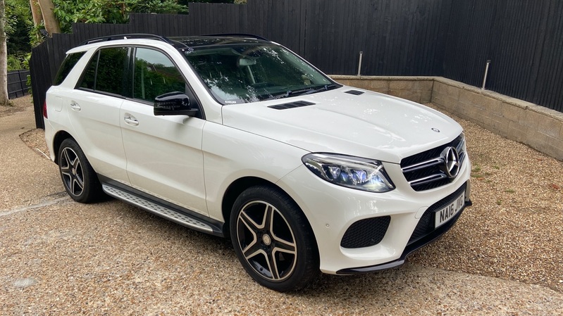 View MERCEDES-BENZ GLE CLASS 350d Amg Line Premium Plus