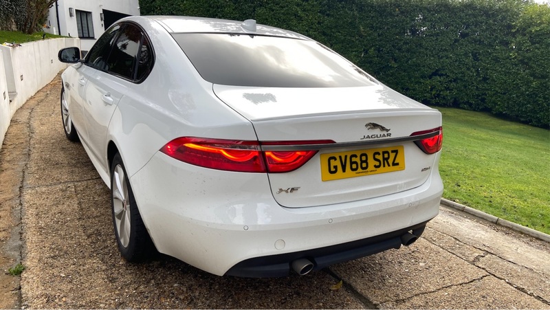 View JAGUAR XF 2.0 T 250 R Sport Auto