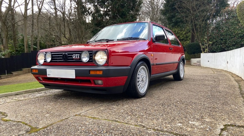 View VOLKSWAGEN GOLF GTI 16v