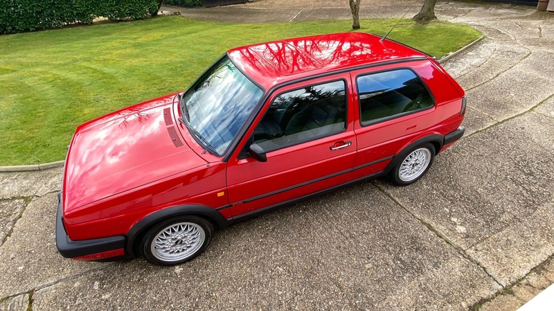 VOLKSWAGEN GOLF